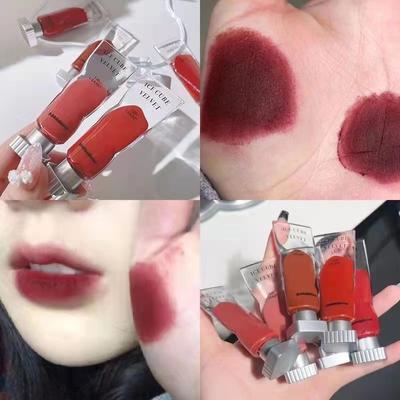 Rossetto impermeabile Ice Velvet Lip Glaze Non-stick Cup Mist Face Matte Lip Mud Balsamo per labbra idratante e nutriente Fissaggio a lunga tenuta Trucco