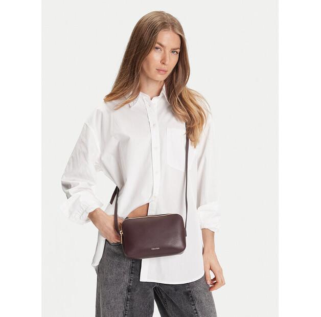 Сумка Calvin Klein Foil Logo Elongated Camera Bag One Size