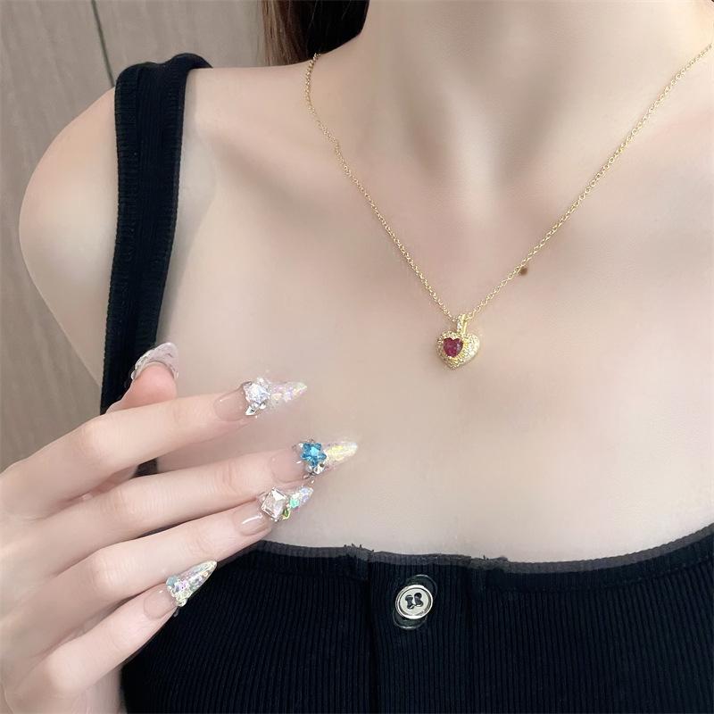Pigeon Blood Red Treasure Love Zircon Necklace Simple Light Luxury Collarbone Chain Niche Design High-End Pendant