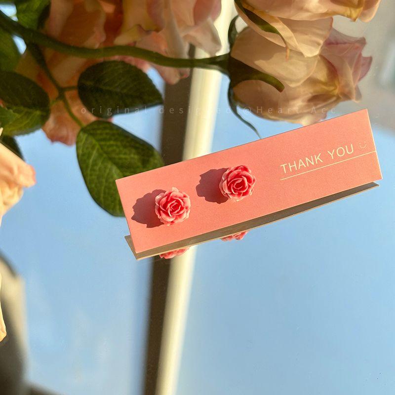 

Mori look Gradient Camellia Earrings Women Niche Design Sweet Temperament Earrings High-Grade Fresh All-Match Earrings Red gradient flower stud earrings (Silver Needle)