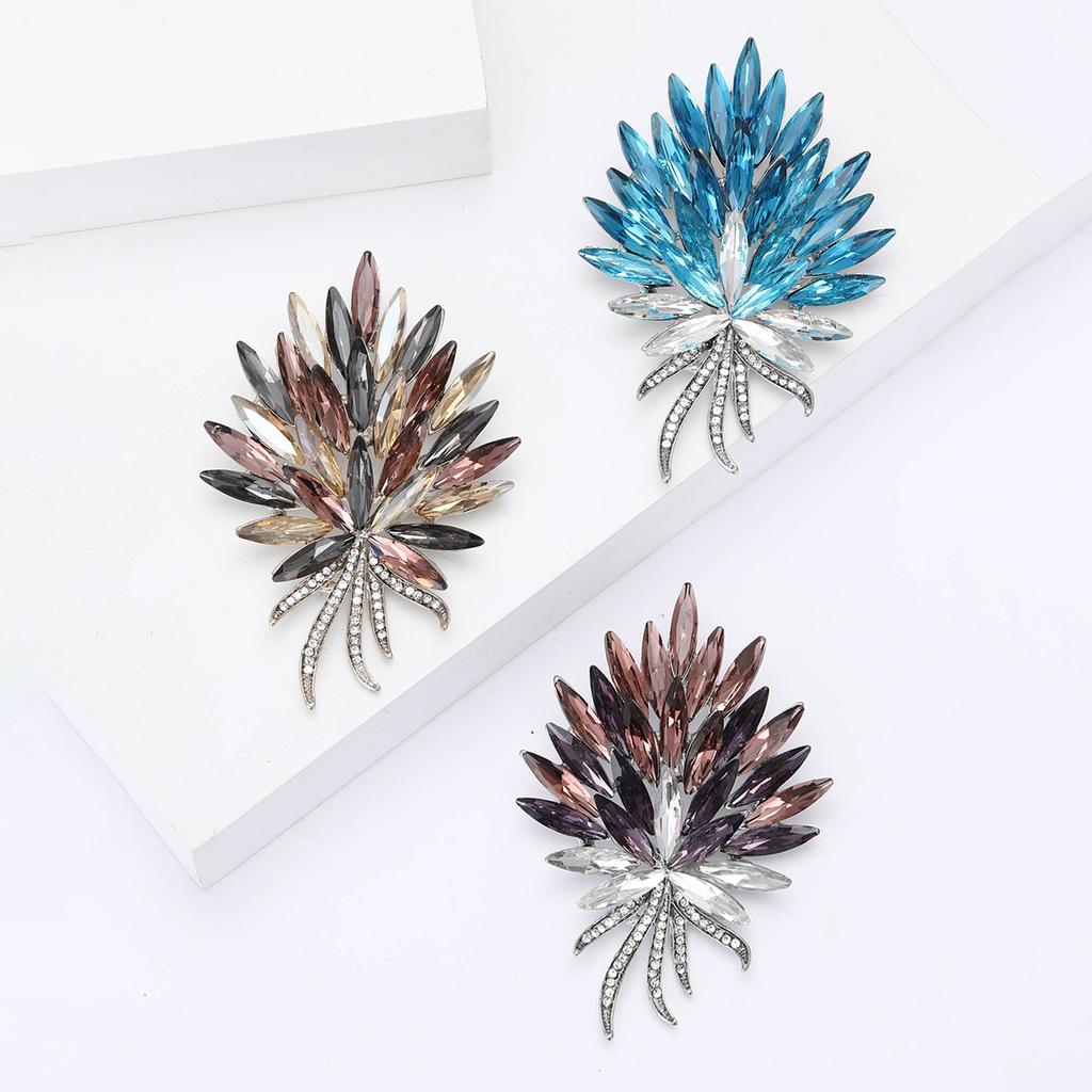 Stylish And Elegant Alloy Big Torch Brooch, High-End Temperament Women'S Suit Coat Corsage Jewelry Pin