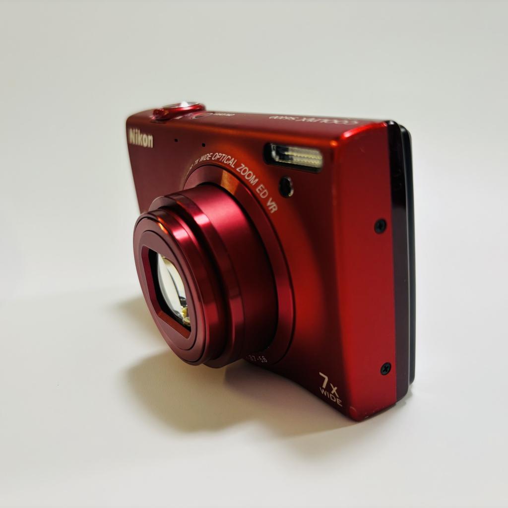 [Used/Boxed] Nikon COOLPIX S6100 16.0MP Digital Camera RED 7x Zoom Touch Panel From JAPAN