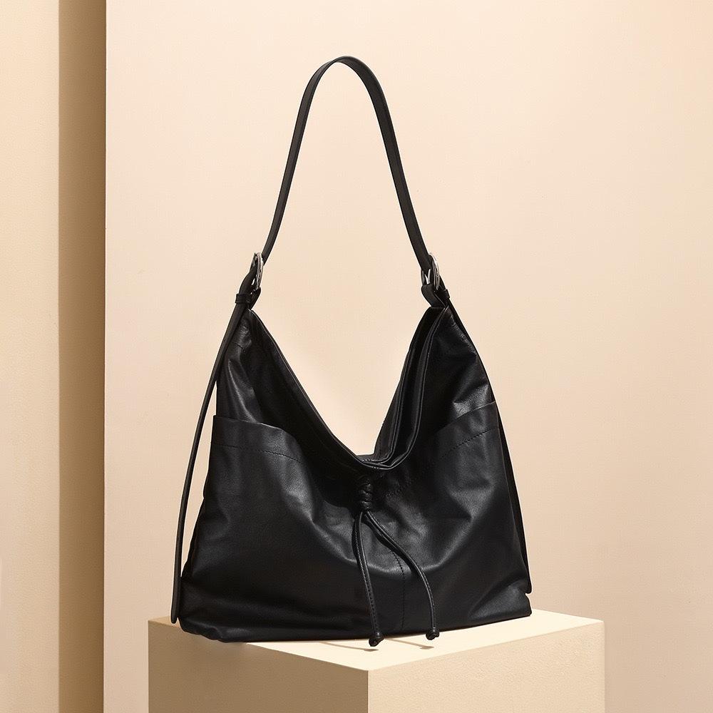 Korean Tote Bag Women's Large-capacity First-layer Cowhide Lazy Wind Shoulder Messenger Bag Casual Versatile Commuter Pleated Bag