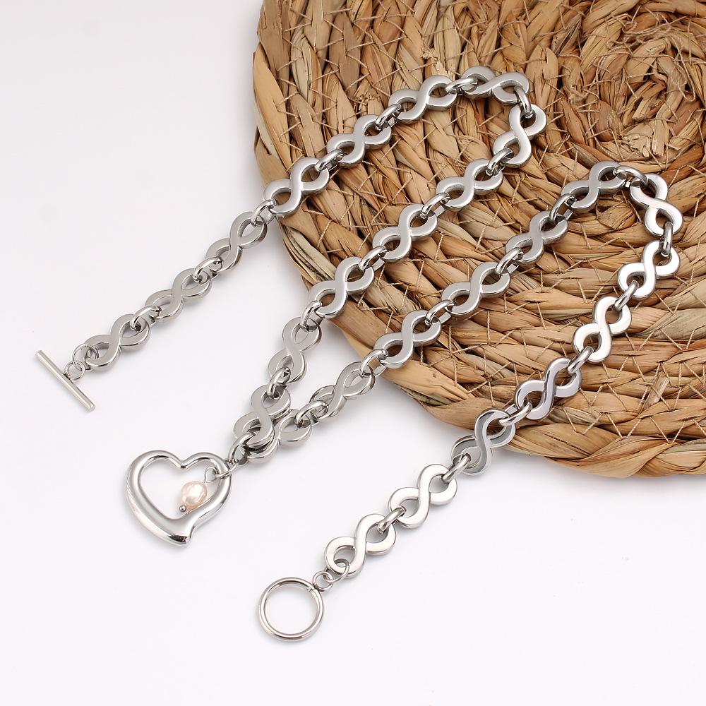 Custom Titanium Heart Pendant OT Clasp Necklace: Hip Hop Stainless Steel Polished Chain