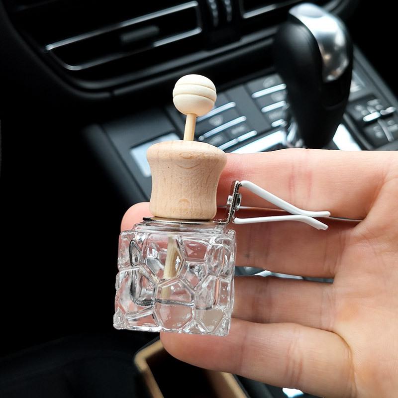 Car Vent Glass Aromatherapy Bottle - Essential Oil Scented Ornament for Car Interior Decoration