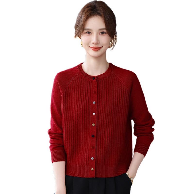 Elegant Temperament Mother Sweater Women's Coat Autumn New Color Button Knitted Sweater Cardigan Medium and Old Women's Clothing