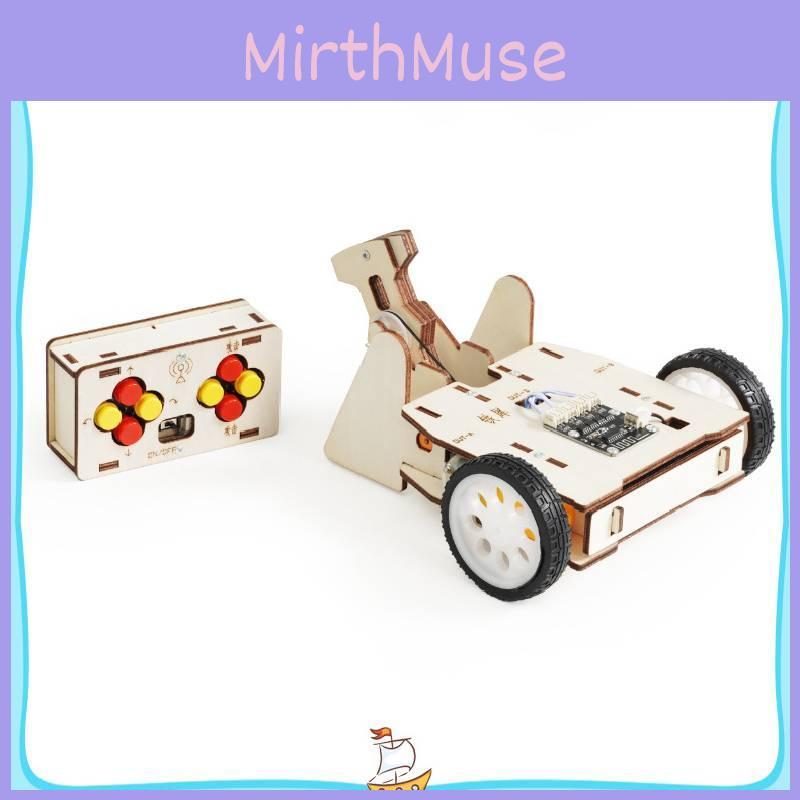 Wooden Assembled Remote Controlled Combat Vehicle With Rotating Sawtooth Set Toy