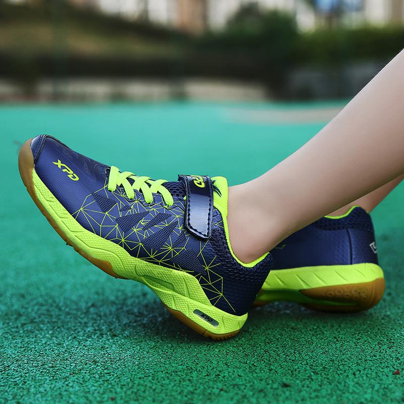 Kinder, Jugendliche und Erwachsene Hochwertige Stoßdämpfung Rutschfeste und Verschleiß-beständig Outdoor Modische Casual Badminton Schuhe