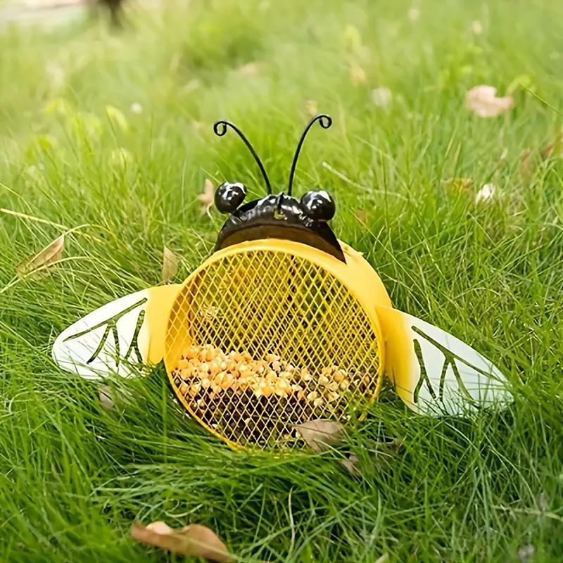 Bird Feeders For Outdoors Bee Shape Solar Large Capacity Iron Small Animals Feeder Hangable Funny Feeding Supplies With Chain