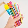 Ein Set mit 10 ultraweichen Regenbogen-Make-up-Pinsel, darunter Puder-, Lidschatten-, Rouge-, Augenbrauen- und Lippenpinsel