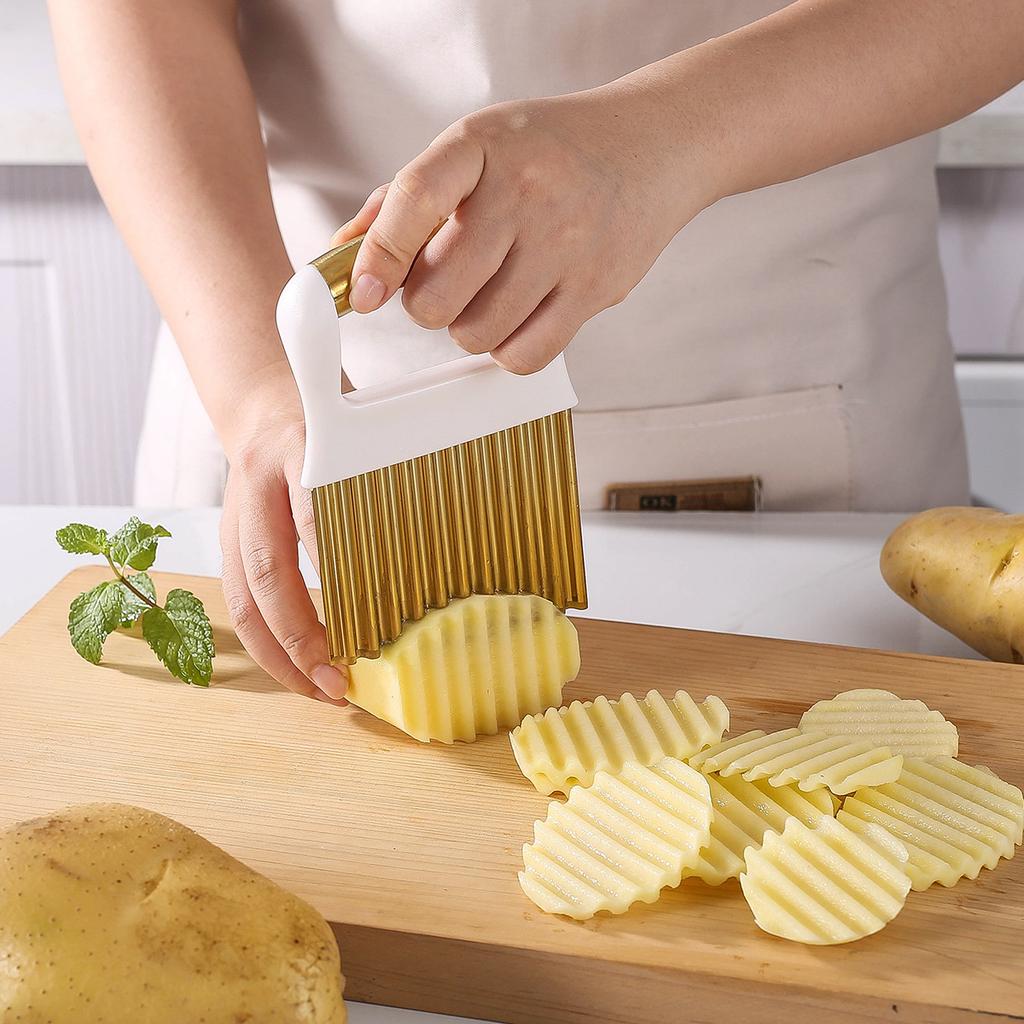 Stainless Steel Wavy Potato Knife Kitchen Gadgets Multifunctional Vegetable Cutter Wolf-tooth Potato Knife French Fries Cutter