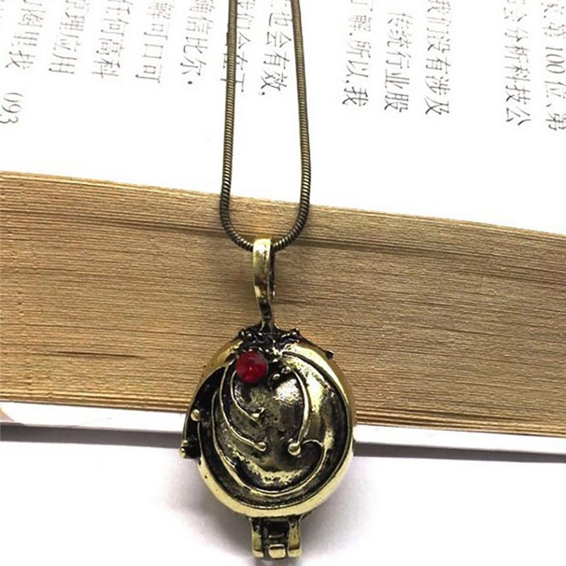 Collier Vampire Diaries Elena Gilbert Mode Verveine Pendentif Verveine Médaillon Photo Bijoux Hommes Femmes Cadeaux de Fête de Noël