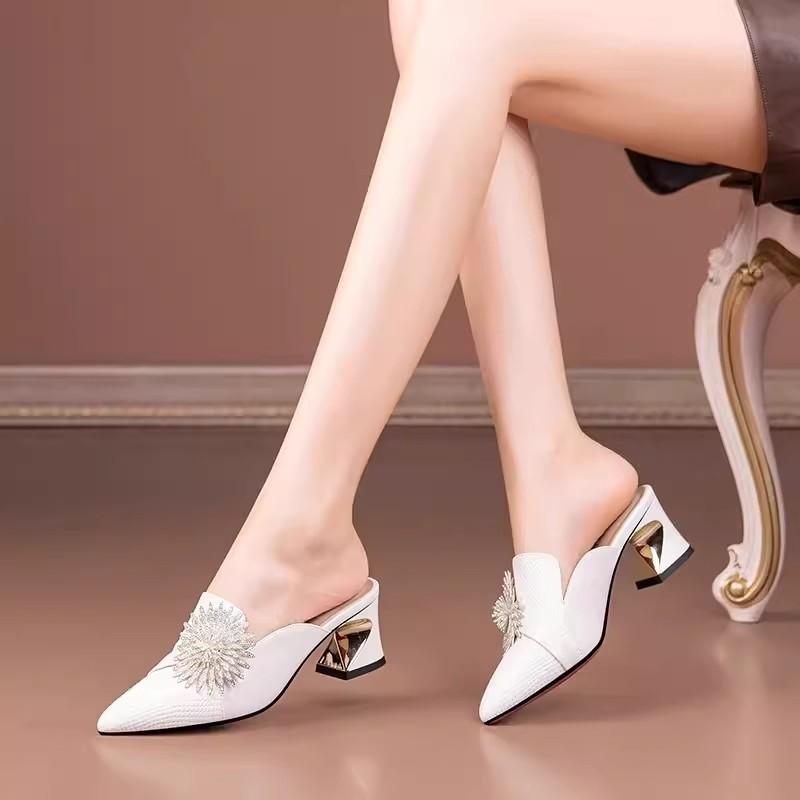 Rhinestone bag head slippers women's new summer wear thick heel fashion versatile half drag