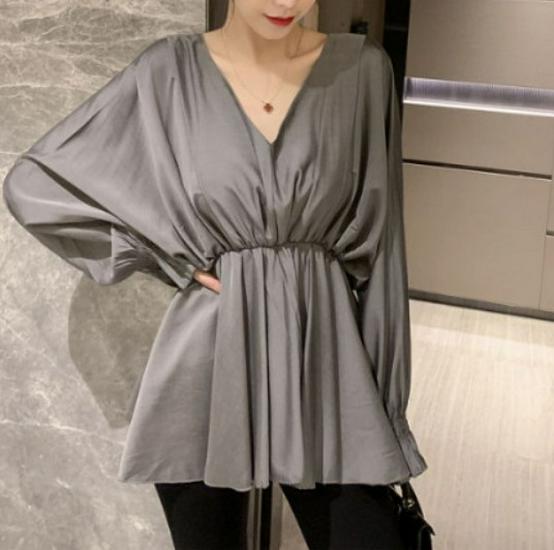 2025 Korean V-Neck Lantern Sleeve Waist-Cinching White Casual Chic Shirt for Women