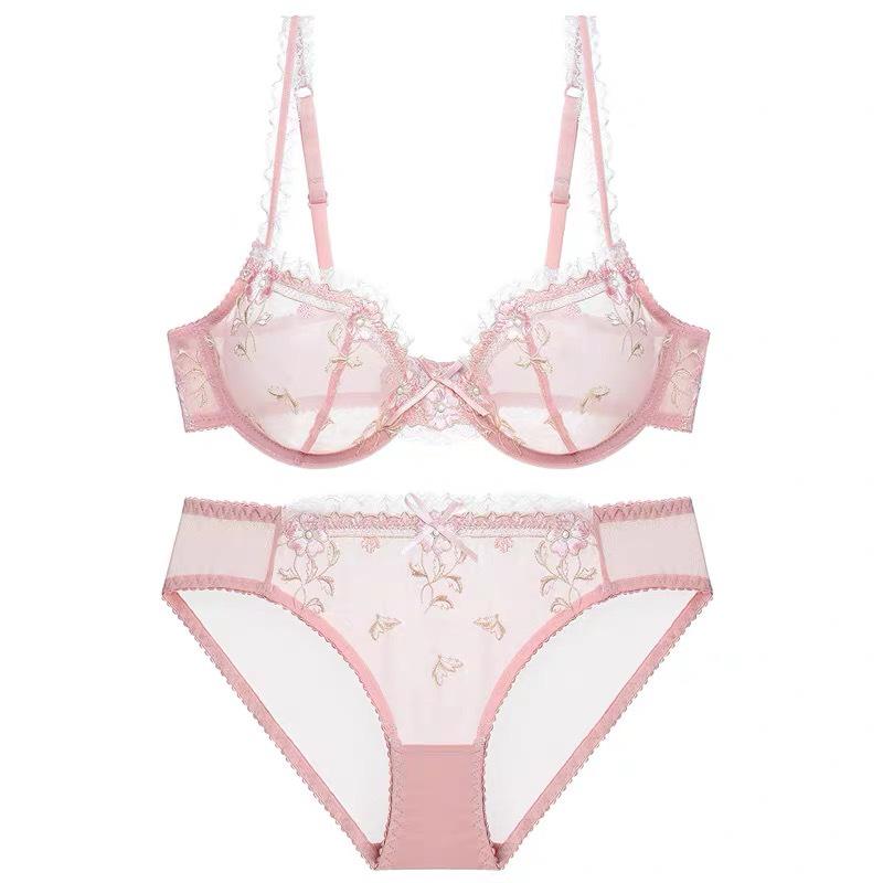 

Plus Size Women s Lace Underwire Bra Set - Style 9126 80A