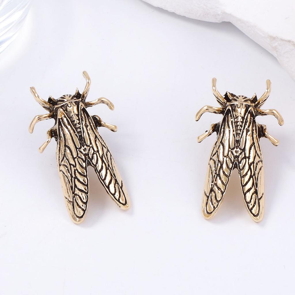 Personality Trend Design Sense Alloy Insect Unique Temperament Light Luxury Earrings Versatile Daily Commuter Women's