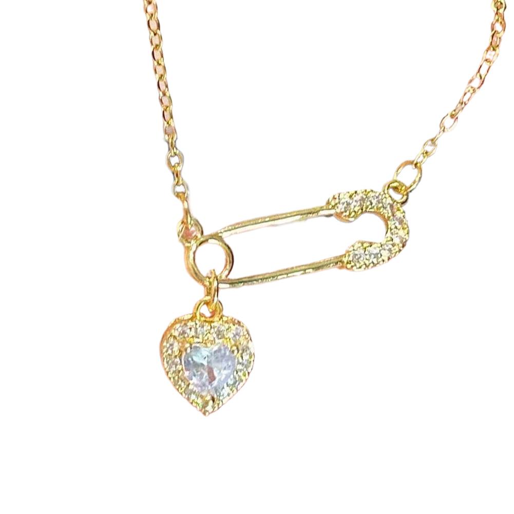 Creative Pink Heart-shaped Pin Necklace For Women Fashion Love Pendant Necklace Ladies Fashion Light Luxury Jewelry Gifts HOT