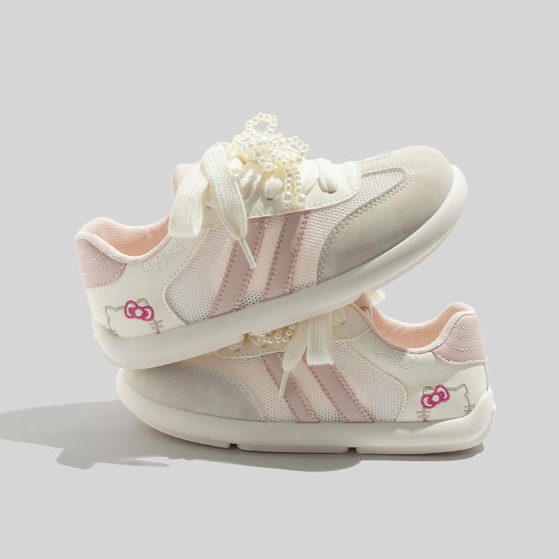Cartoon embroidery mesh breathable board shoes 22 summer new German training shoes 35
