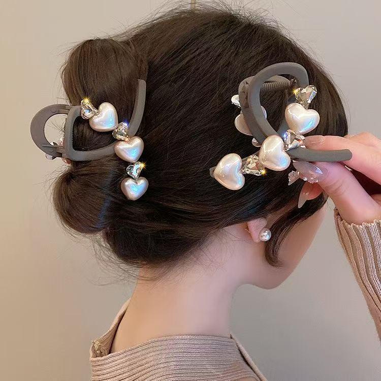 Elegant Pearl Rhinestone Claw Clip: High-End Hair Accessory for Updo