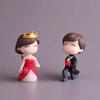 Romantic Love Proposal Couple Gift for Girlfriend Boyfriend Husband Wife Miniature Statue Showpiece for Valentines Day Gift Proposal Day Lovely Couple