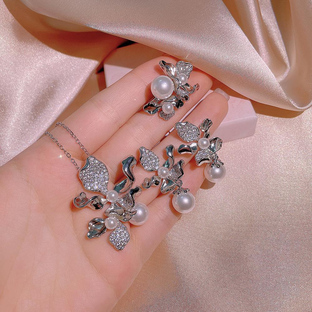Luxury 3 Piece Sterling Silver Heart Cut Zircon Jewelry Engagement Ring Earrings Heart Pendant Women's Party Birthday Gift