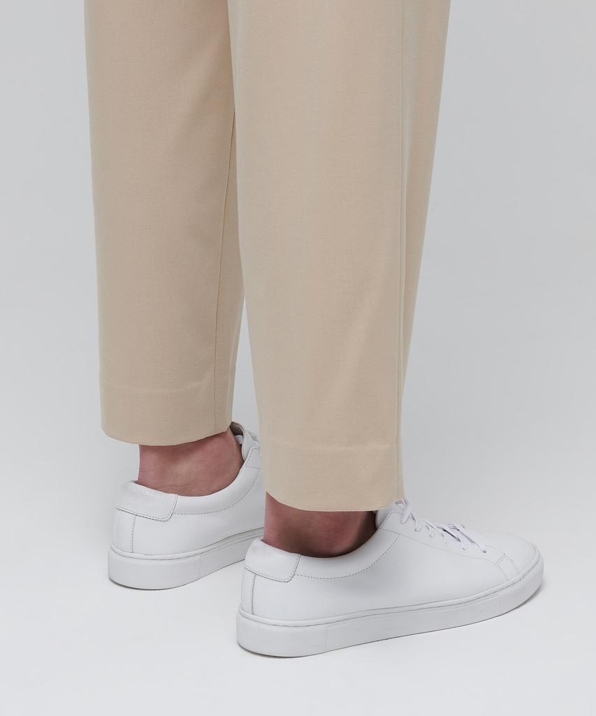 Musinsa Standard Lightweight Wide Drawstring Elastic Crop Slacks [Beige]