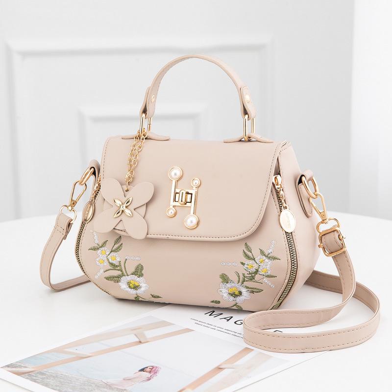 Embroidery Handbag: 2022 New Fashionable PU Leather Single Shoulder Crossbody Bag for Women