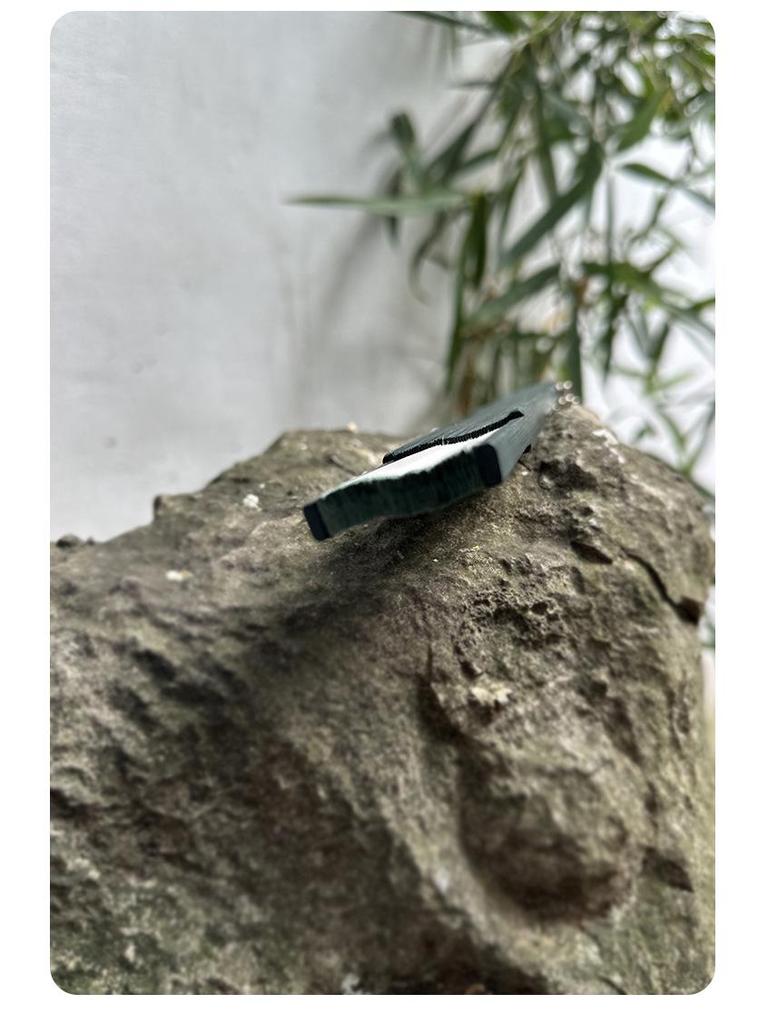 Zielony wachlarz bambusowy składany w stylu chińskim na letni Hanfu lub Cheongsam