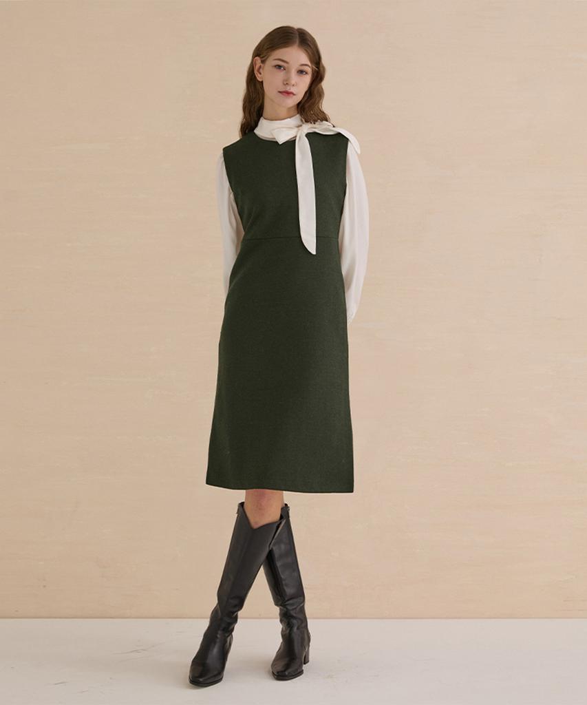 SOUP Sleeveless Back Slit Long Dress (Saaopf1)