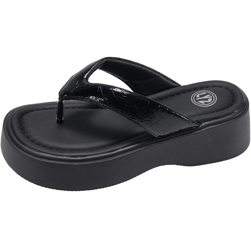 Fashion Internet celebrity explosion leopard print thick-soled flip-flops women's summer wear 2025 new versatile height-enhancing cool slippers