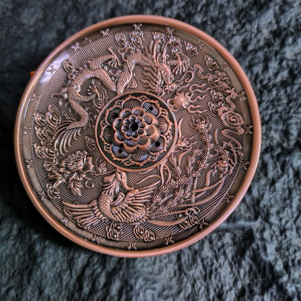 10cm Dragon and Phoenix Sandalwood Incense Burner Metal Incense Sticks Holders Can Use for Ashtray Plate Cup Base Home Decor