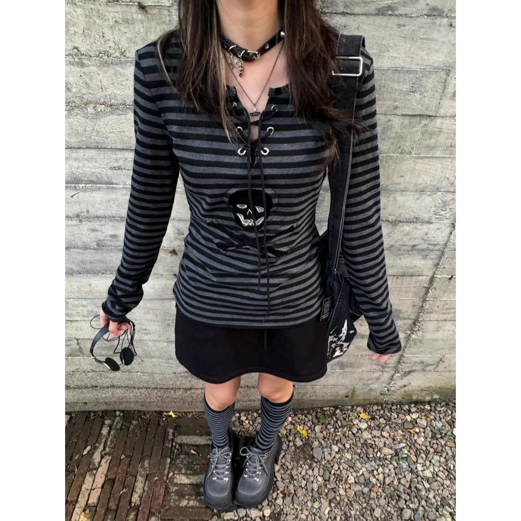 VAYLA Gotické Retro Tričko Dámské Šněrovací Pruhovaná Ležérní Košile Y2k Vintage Potisk Grafická Topy Streetwear Americké Grunge Topy