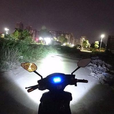 1 Adet Motosiklet Far Spot Işık 15 LED 1000LM Motos ATV UTV Scooter Aydınlatma Oto Aksesuarları Araba Aksesuarları