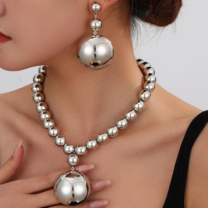 

Аксессуары Панк-ожерелье с крупными бусинами Цепочка на ключицу Горячая распродажа Геометрические бусины Ожерелье из бусин Женское
