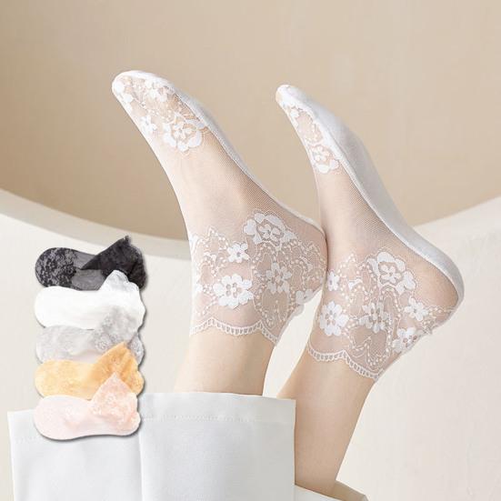 Women's Lace Socks Mesh Sheer Flower Lace Ankle Socks Summer Ultra Thin Fishnet Frilly Sock for Teens Girls