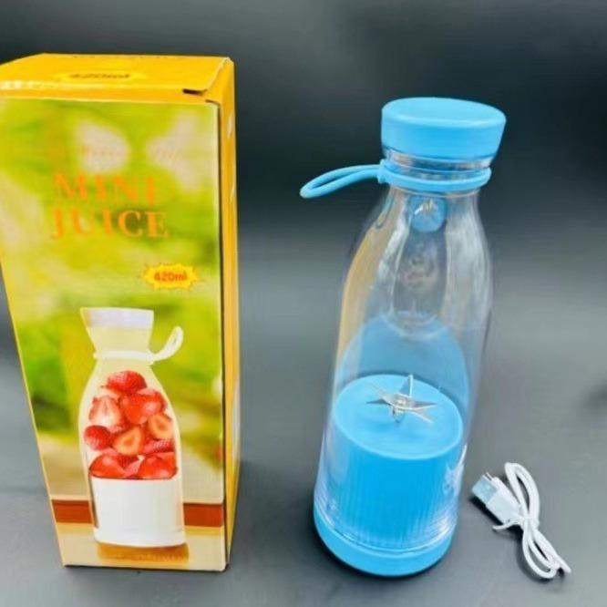 

Portable Rechargeable Electric Juicer Cup, Cute Manual Wine Bottle with Small