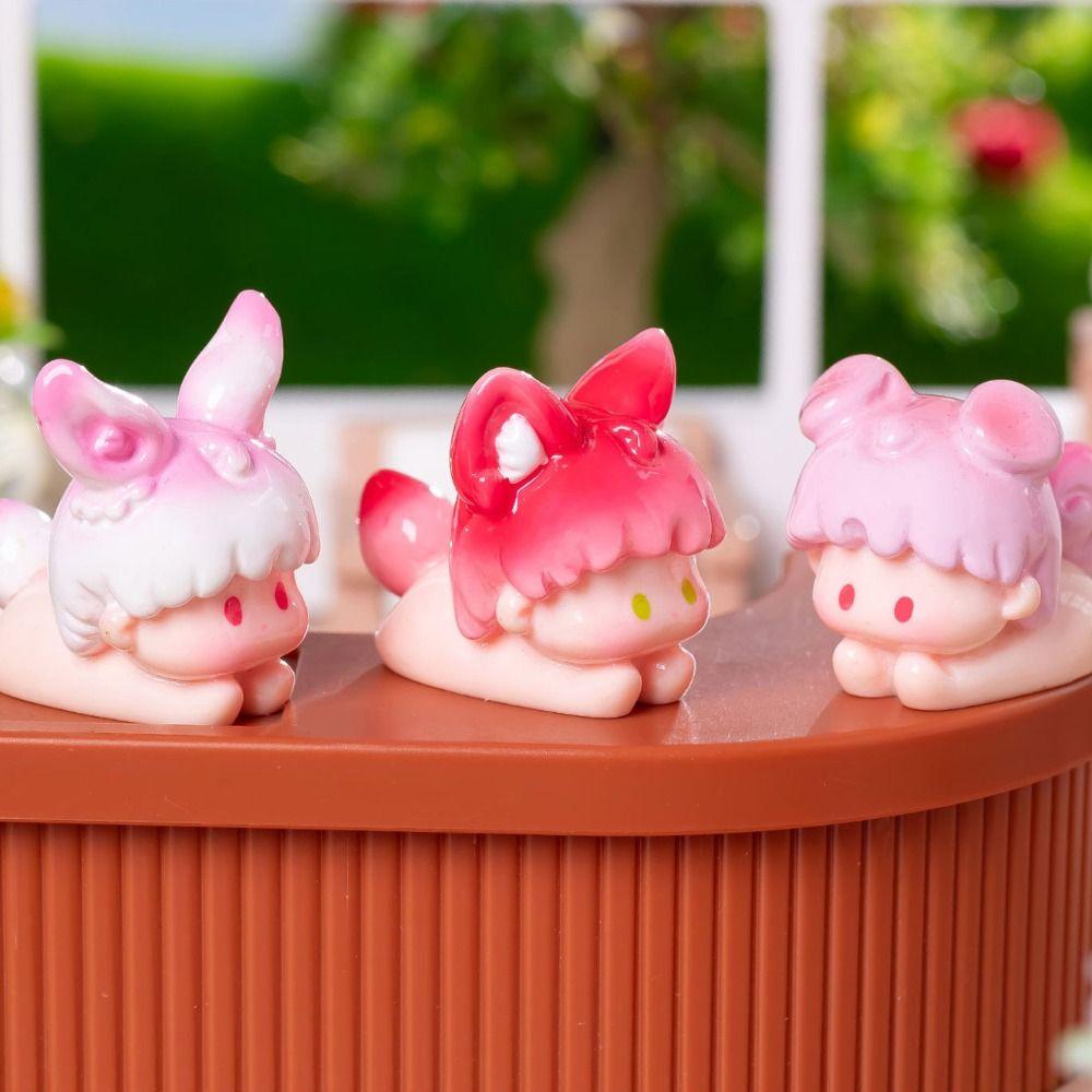 Cartoon Style Resin Animal Model Modern Design Mini Animal Model  Fairy Garden