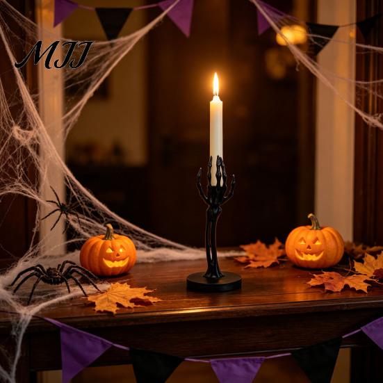 Resin Craft Ornament for Garden Gothic Candle Holder, Spooky Skeleton/Skeleton Hand Taper Skeleton Holder Candlestick Decoration Halloween Dining