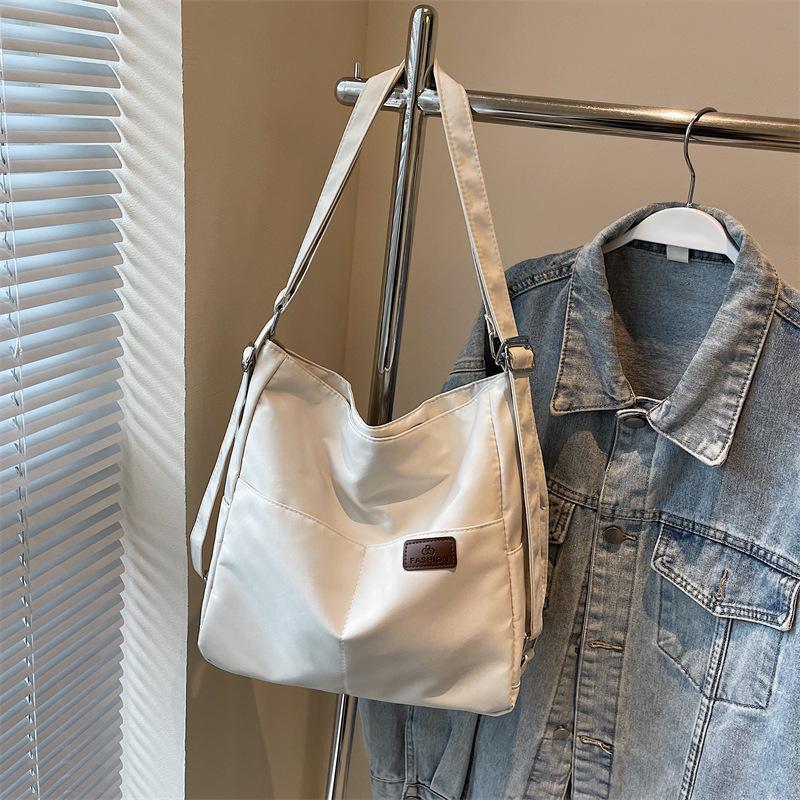 Casual shoulder backpack cloth bag texture large-capacity bag women's 2025 new canvas autumn and winter commuter tote bag