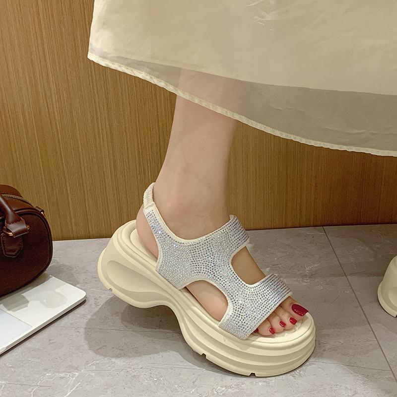 Fashion 2025 New Luxury Women's Fashionable and elegant Sandals Summer Versatile Beach Sandals Fashion Versatile Casual Shoes