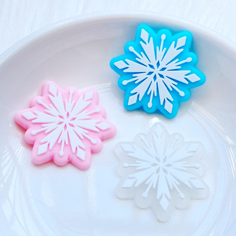 

20pcs New Cute Christmas Snowflake Series PVC Flexible Glue Flat back DIY Scrapbook Embellishment Phone Craft Decoration Q81