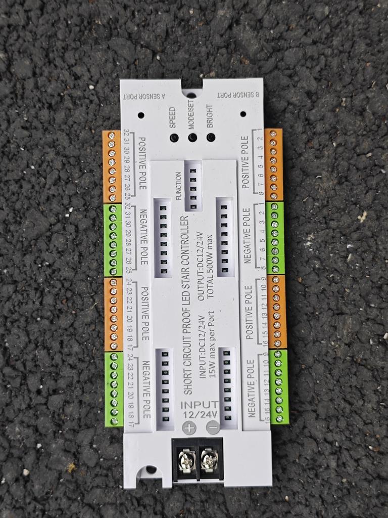 Oświetlenie schodowe LED Czujnik ruchu PIR Kontroler do automatycznych schodów drabinowych