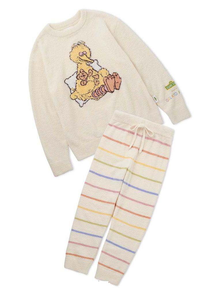 Gelato Pique Sesame Street Motif JQD Pullover Long Pants Set White & (PWNT245058) Women's