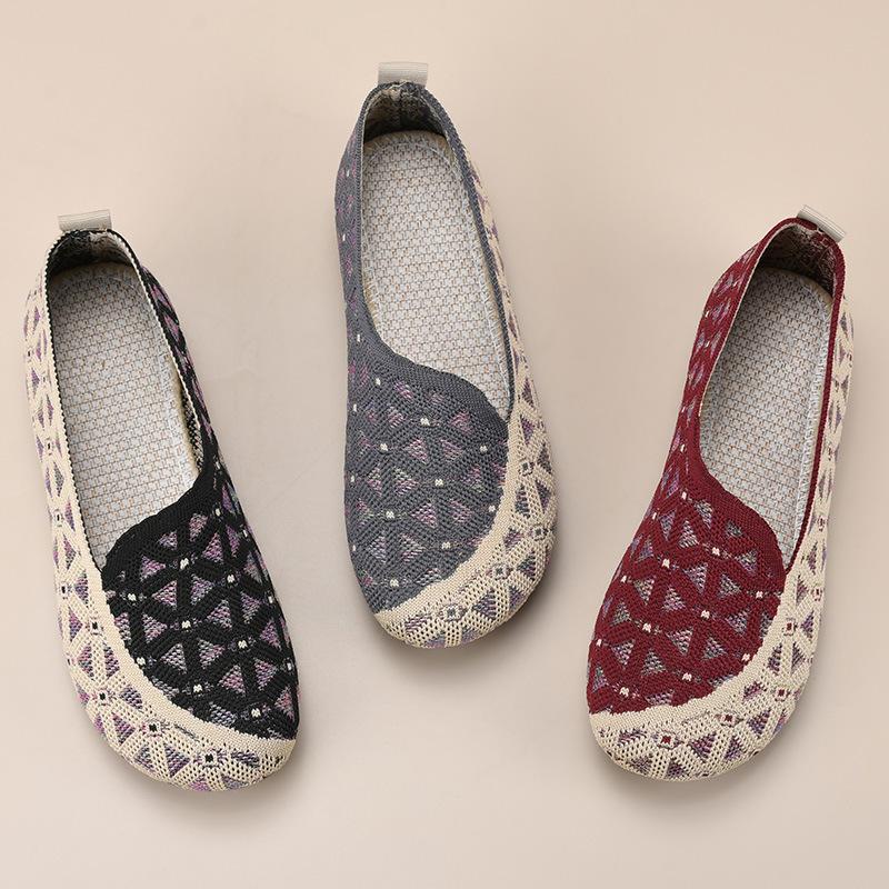 Spring and Autumn New Cloth Shoes Women's Shoes Flat Non-slip Casual Middle and Old Fashion Versatile Soft-soled Shoes