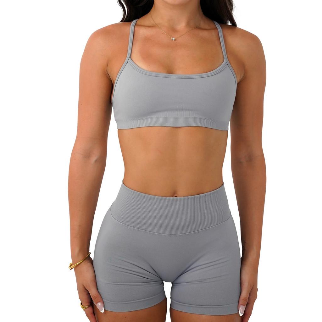 Seamless Yoga Set For Women With Quick Dry Fabric For Indoor And Outdoor Fitness Activities