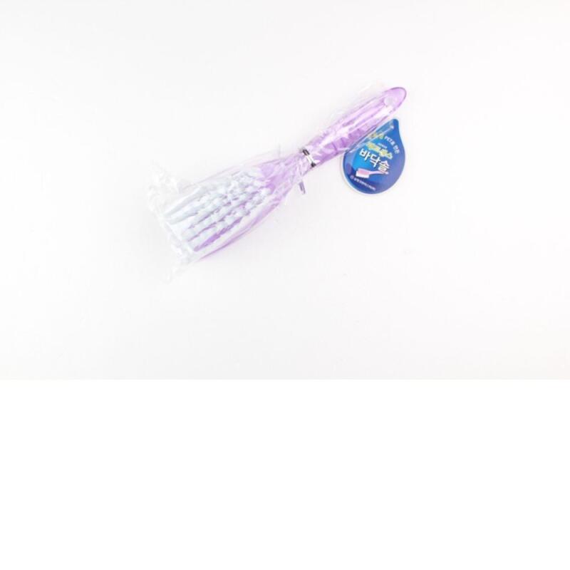 Floor brush, veranda cleaning brush, tile cleaning brush, and broom WA35A43