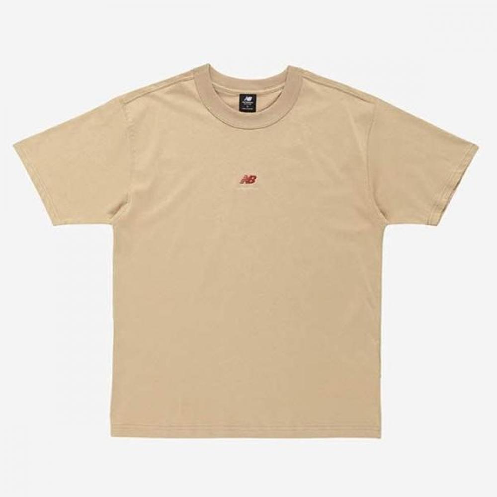 

New Balance Мужская eSSential remaStered графическая футболка Коричневая nbned4S 90(S)