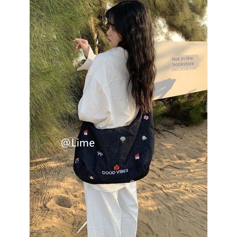 

New Arrival Casual Crossbody Denim Bag Women s Large Capacity Class Canvas Bag Artsy Work Clothing Zipper Bag Tote Bag Fashion Black Denim Crossbody Bag