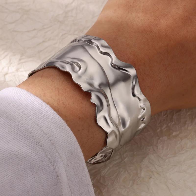 Folded titanium steel open bracelet niche temperament cold wind geometric bracelet personalized design feeling jewelry