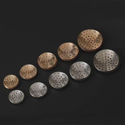DIY Handgefertigte Metallgitter-Perlenbasis mit poröser Scheibenunterstützung